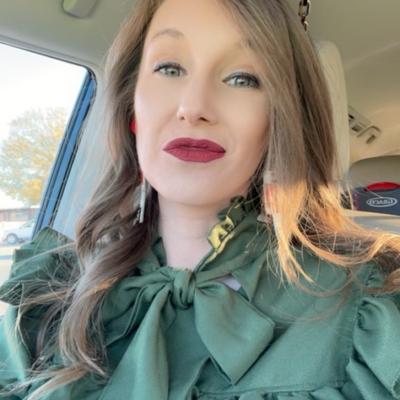 Meet your Posher, Amy - Picture 3 of 9